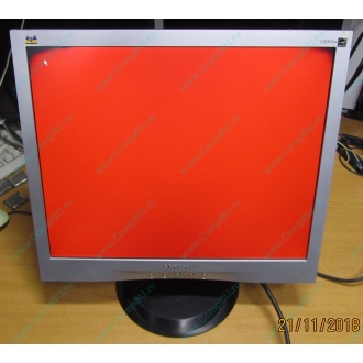 Монитор 19" ViewSonic VA903 с дефектом изображения (битые пиксели по углам) - Елец.